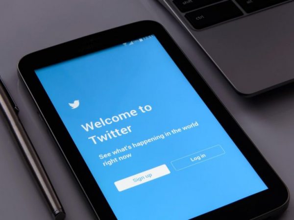 Илон Маск не хочет покупать Twitter